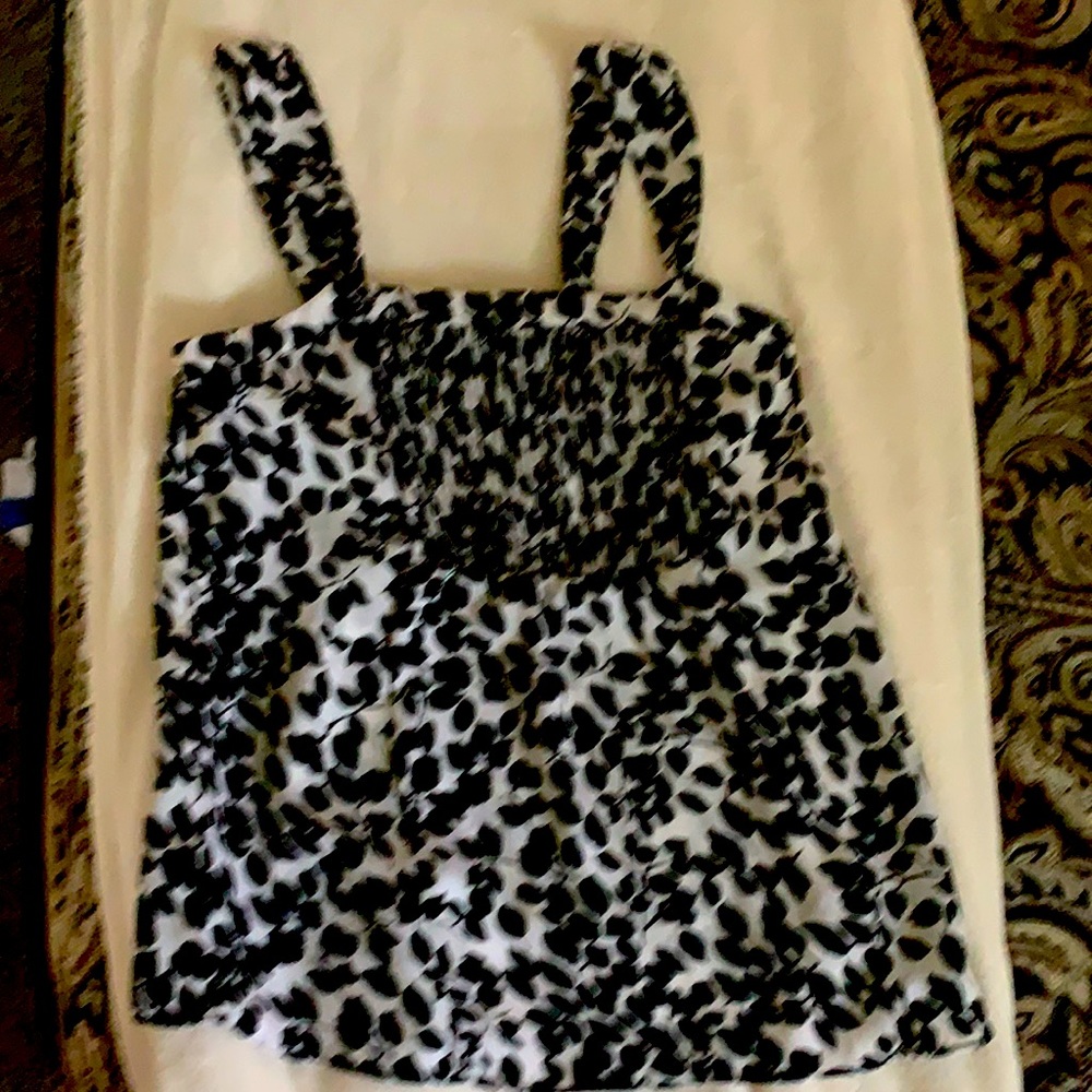 George, SZ 4/6 like New too cute!